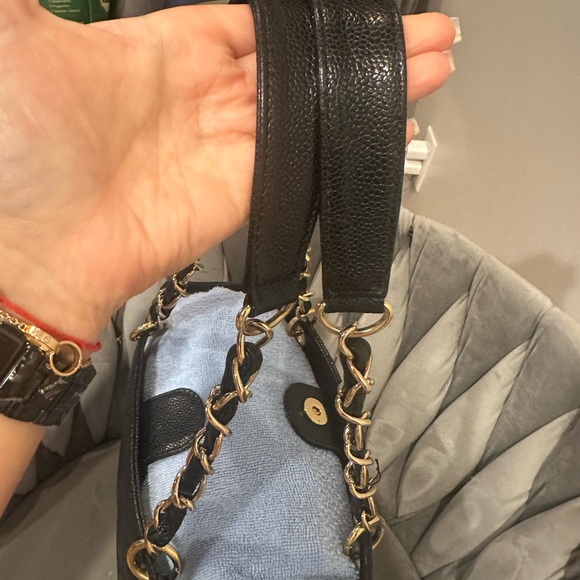 Chanel PST Petite Shopping Tote shoulder bag Black Caviar with gold hardware. - Picture 11 of 15